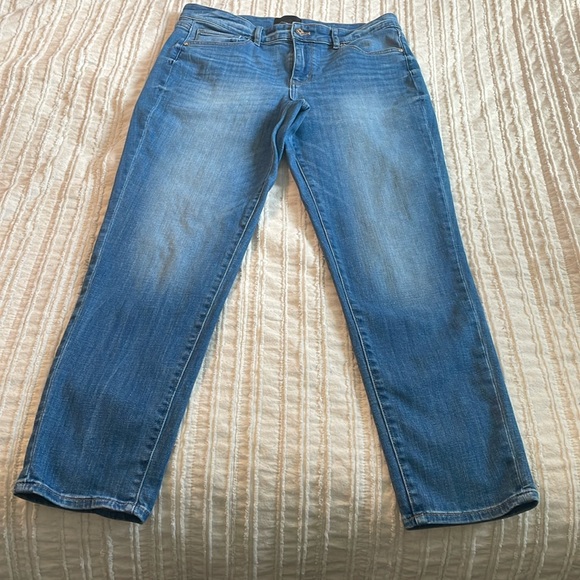 White House Black Market Jeans Whitehouseblackmarket Mid Rise